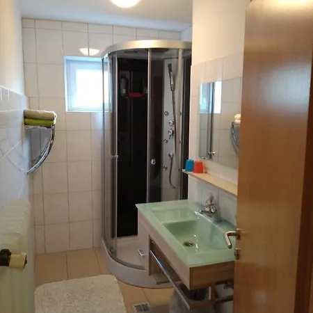 Haus Dixer アパート